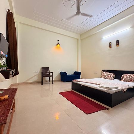 Atulyam Stays Sushant Golf City Lucknow Bagian luar foto