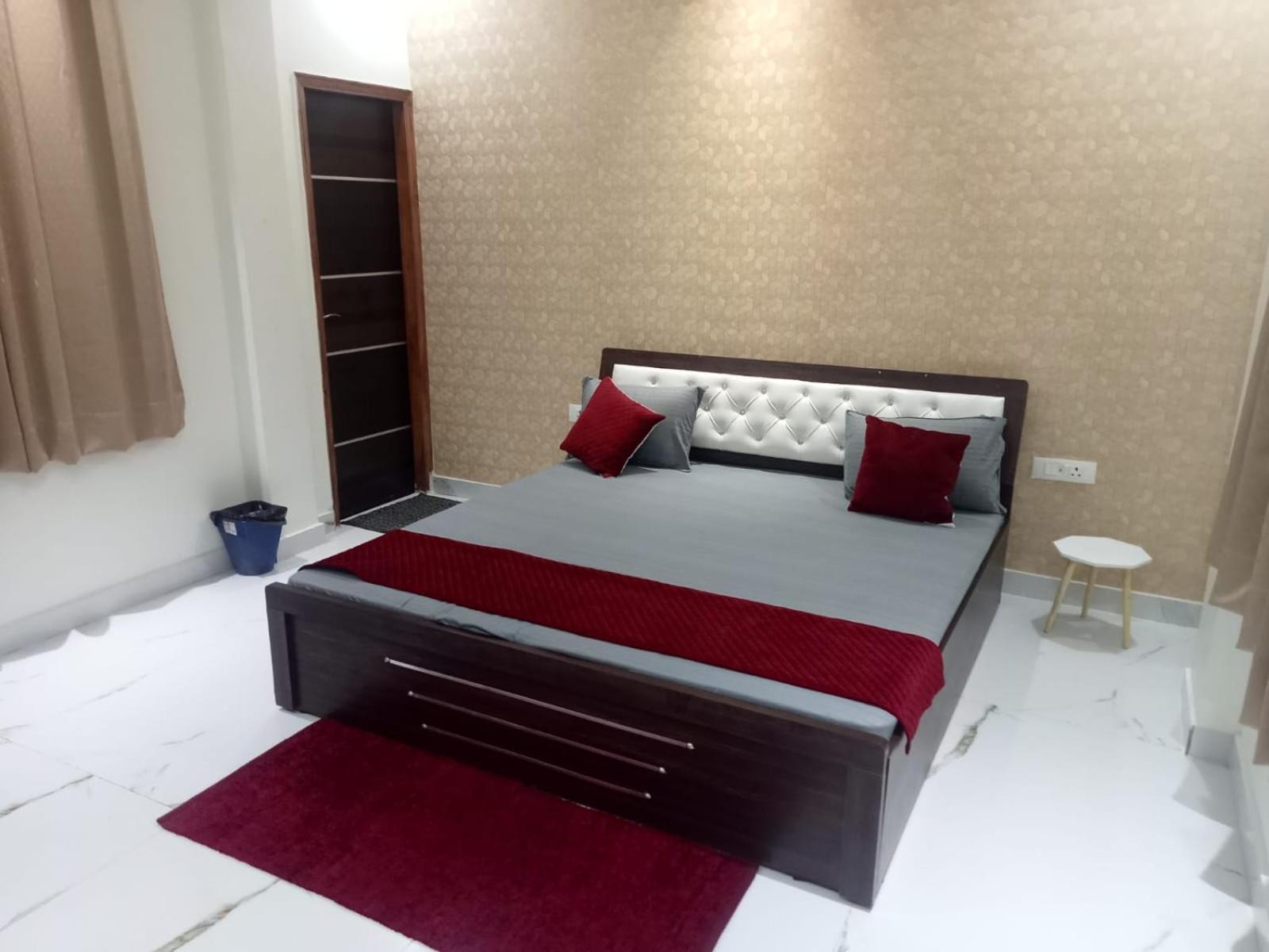 Atulyam Stays Sushant Golf City Lucknow Bagian luar foto