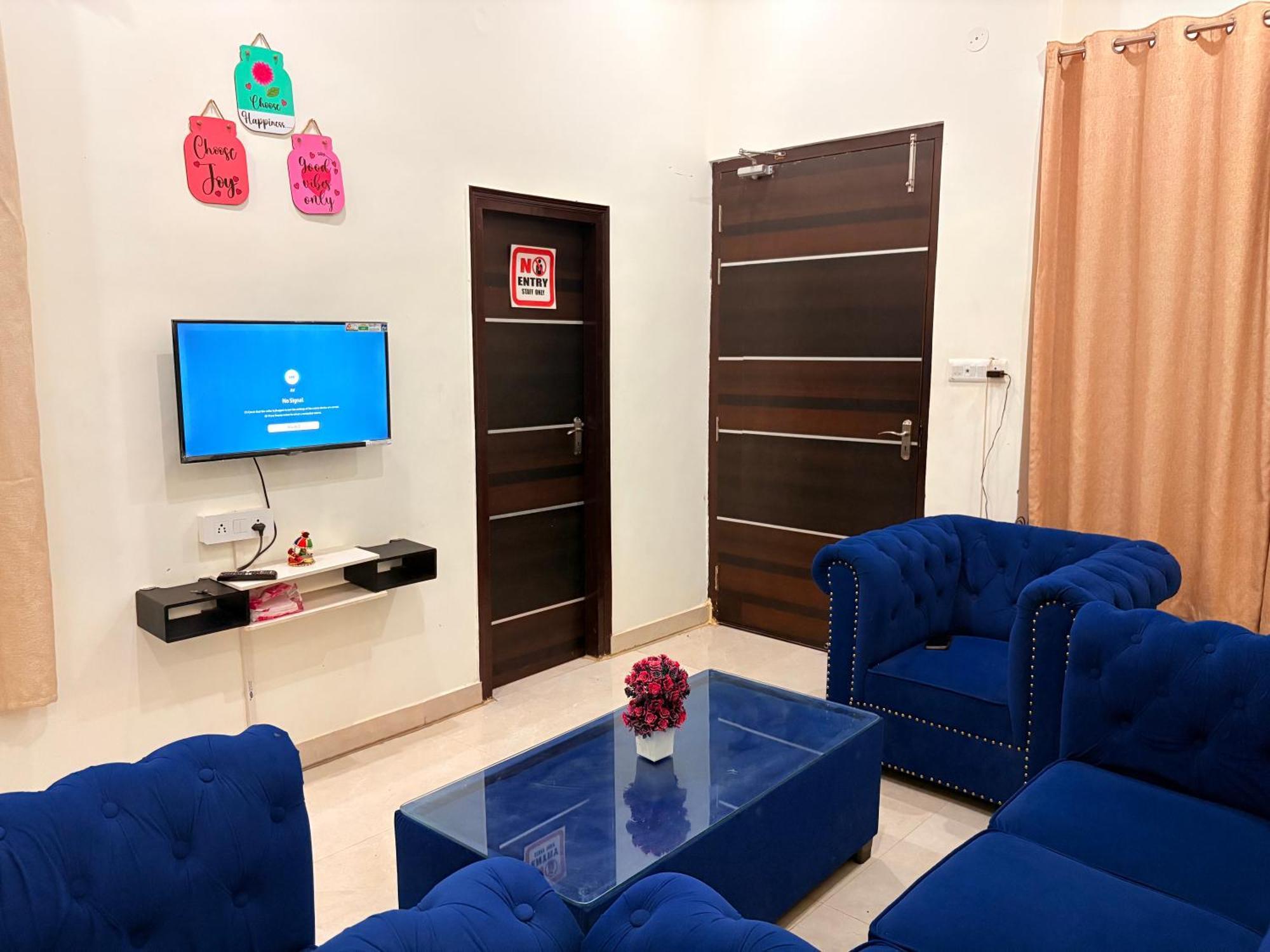 Atulyam Stays Sushant Golf City Lucknow Bagian luar foto